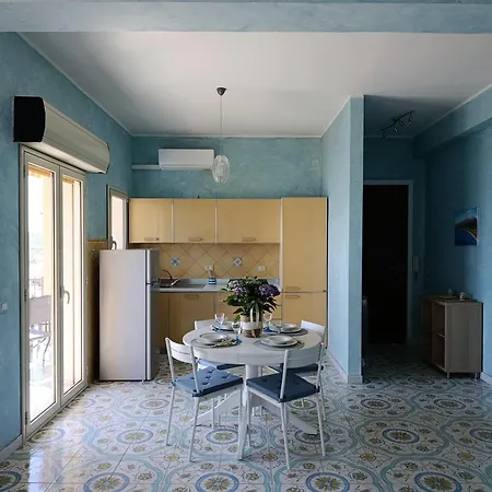 Apartment La Canzone Del Mare